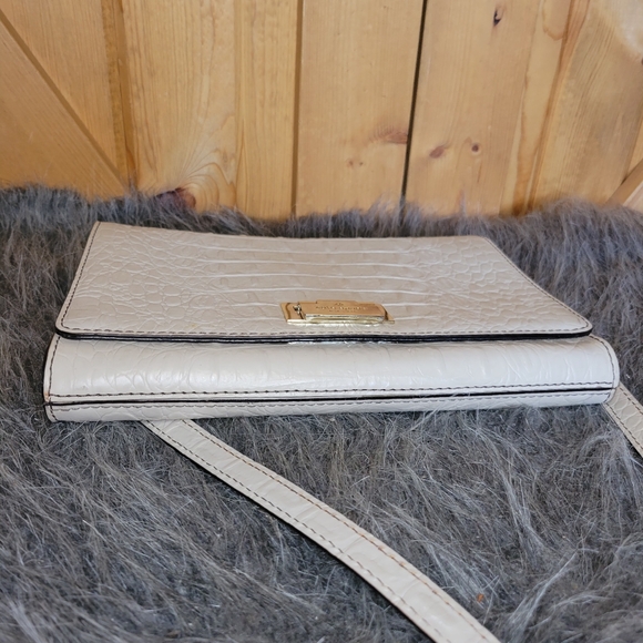 Kate Spade Fiona Harwood Place Shoulder Bag Croc Embossed - Picture 12 of 16